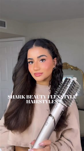 Barbara Camila 🦋 on Instagram: "✨ From wet to styled in minutes 💨💁🏻‍♀️ Blow dry, curl, diffuse… literally one tool, endless looks. Obsessed with how quick, easy & hair-friendly it is 😍 #SponsoredbySharkBeauty #SharkFlexStyle @sharkbeauty"