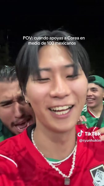 Mi sangre 🇰🇷 pero cada rato despertaba mi lado latino 🇲🇽😭😂 | Mexico South Korea Fans