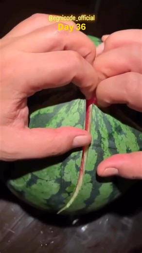 EgniCode on Instagram: "Day 36— DBMS Interview Question Sometimes one column is not enough to uniquely identify a record 👀 That’s where a Composite Key is used. Important for: ✔️ Database design ✔️ SQL interviews ✔️ Real-world relational databases Save this reel for revision 🔖 Follow for Daily Tech & Interview Questions 🚀 #dbms #sql #interviewpreparation #techreels learnwithme"