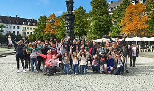 Language immersion trips for schools