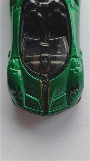 '17 Pagani Huayra Roadster from #hotwheels