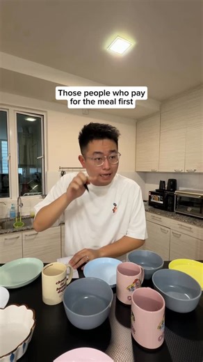 Graeme Tan Jie 陈杰 on Instagram: "it’s either this or you send the receipt in the group and nobody pays you"