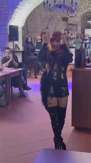 Video di IDRA POISON DRAG QUEEN (@idrapoisondragqueen) con suono originale - Radio Kiss Kiss