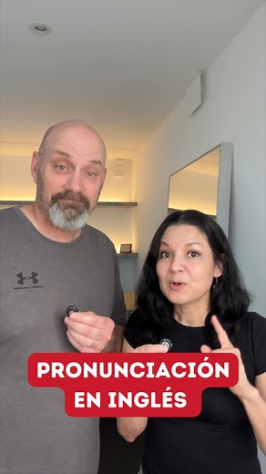 Síguenos 👉 https://youtube.com/@learnwithcynscott?si=YzzlbvLPTT_8DMGn #inglesfacilyrapido #inglésamericano #practicaingles #inglesbasico #learnenglish #ingles #englishlanguage #English #aprenderingles | Learn with Cyn & Scott