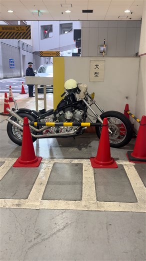 京都の道を走るアメリカンバイクの魅力