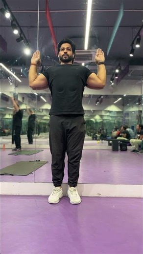 Scapular wall slides: improves shoulder mobility, correct posture and strengthen scapula stabilizers