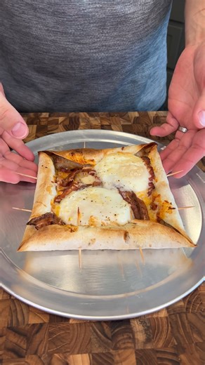 Breakfast Pizza with Stuffed Crust! 🤩 | Kyle Istook
