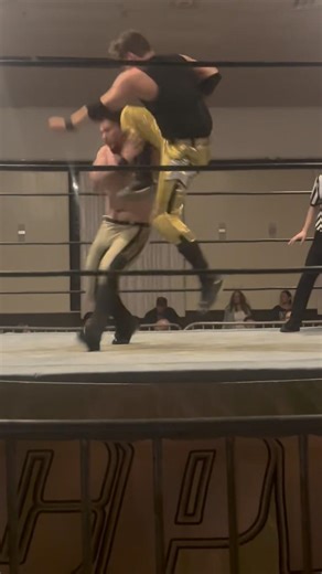 He thought he could put me in the figure four leg lock… NOPE 🙅‍♂️#CoryCross #ECPW #WWE #Shorts