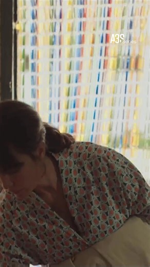 😳 María se queda de piedra cuando llega a Almería y se encuentra con José 💥 Todo está a punto de cambiar en #EntreTierras 📺 Sigue la historia todos los domingos en #A3SeriesInt 🇲🇽MX 8:00PM |🇨🇴COL 9:00PM | 🇻🇪VEN 10:00 PM | 🇦🇷ARG y 🇨🇱CHIL 11:00PM | Atreseries Internacional