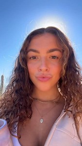 3 ways to help your brain drain better 🧠🫧🧼 1 - rebounding 2 - exercise!! This is why morning movement is so important! 3 - GOOD QUALITY DEEP SLEEP- this is when your brain washes itself, so make sure you’re giving it the opportunity to do so 💖 Follow along for more tips 🧠 Sending you my love Em ✨ #neuroscience #selfcare #brain #wellness #healthy #wellnessjourney | Emily Mcdonald