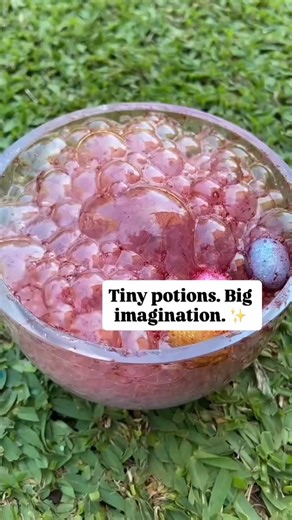 The Christmas Wish Potion Pack is the sweetest little bundle of Christmas magic — made for festive adventures, playdates, and spontaneous spells on the go! 🎄 Because a little sparkle goes a long way. Pop one in your bag and take the magic with you 💫 #potionplay #christmasforkids #sensoryfun #playdateaus #festiveplay #aussiemade | Playdate.