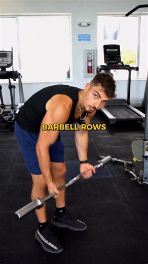 Danny Latman | The #1 Skinny Fat Coach on Instagram: "Follow @dannylatmanfit for more value and read 👇🏻 Do your rows correctly and you’ll build a big back. Don’t forget to take notes 📝"