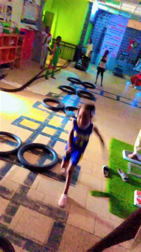 Vidéos de Mr Alino bxss bxss (@1alino) avec son original - ixosami2