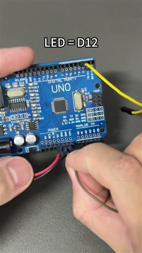 Finger Snap Triggered LED Control Based on an Arduino Uno Sound Sensor #arduinoproject#maker#voice