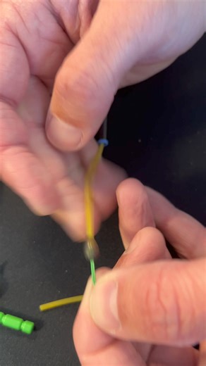144K views · 967 reactions | Petite astuce pour fixer votre connecteur Dacron sur votre élastique. une méthode super simple et diablement efficace  | Preston Innovations | Facebook