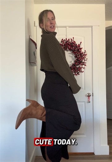 I love a good bridesmaid dress you can rewear not during a wedding! #churchootd #churchoutfit #ootddress