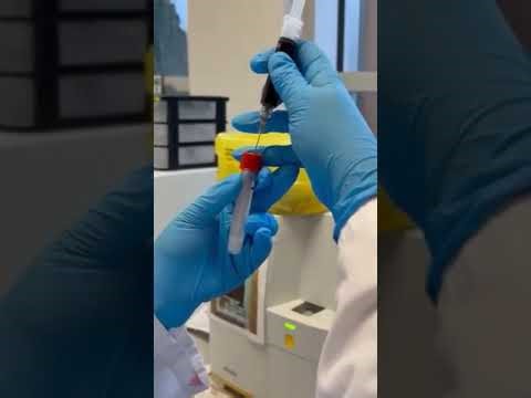 Preparing lab samples diagnostic shipment