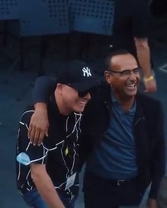 268K views · 5K reactions | Esattamente una settimana fa eravamo ai SEAT Music Awards, ecco cosa succedeva nel backstage 朗 Noi ci rivediamo questo sabato a Caserta per l’ultima data del Mani e Voce Tour, non mancate!  Enzo Dong Franco Ricciardi Clementino SAMURAI JAY Ivan Granatino Max D'Ambra Giampiero Tramice Friends and Partners - Concerti ed eventi #seatmusicawards #SMA21 | Gigi D'Alessio | Facebook