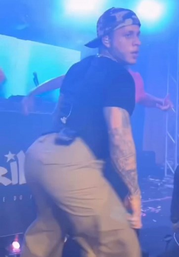 MC Pedrinho dançando e imitando as Branquelas - Momentos engraçados