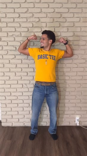 FRANK on Instagram: "basic tee for the win #reelsinstagram #fypシ❤️💞❤️ #grwmoutfit #grwm #fypppppppppppppppppppppppppppppppppppppppppppppppppppppppppppppppppppppp"