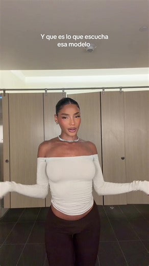 Edrys Duran (@edrysduran)’s video of model fashion