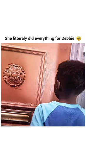 Alone Forever on Instagram: "A messy home, a relentless fight, and a family that survives by sticking together — no matter how chaotic life gets.⁠ 🎬 About: Shameless (2011–2021)⁠ In the South Side of Chicago, the Gallagher family navigates poverty, dysfunction, and nonstop trouble with a mix of grit, humor, and fierce loyalty. While Fiona holds the family together, Frank’s recklessness keeps everyone on edge, and each sibling battles their own journey toward survival and self-discovery. Raw, bo