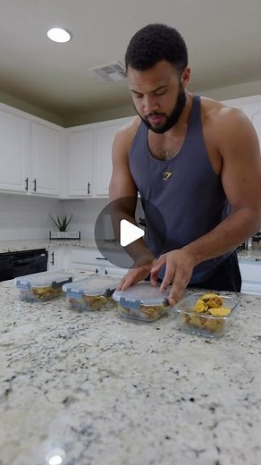 Jeffrey Harris | Breakfast meal prep 👨🏽‍🍳 - egg muffins & potatoes 🍳🥔 | Instagram