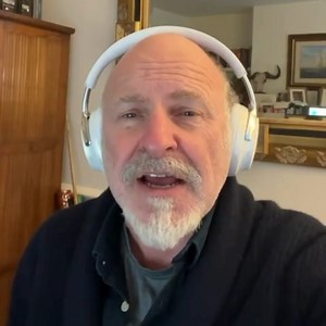 🎤 Simon Evans: Have We Met? – a night of comedy, pathos, and near-cancellation! Join Simon as he navigates life’s big questions with wit, wisdom, and a dash of Hobnobs. 🍪 📅 Sat, Jan 25 | 8:00 PM 🎟️ Tickets: lancastergrand.co.uk/shows/simon-evans-have-we-met/ #SimonEvans #LiveComedy #HaveWeMet #Lancaster #WhatsOn | Lancaster Grand