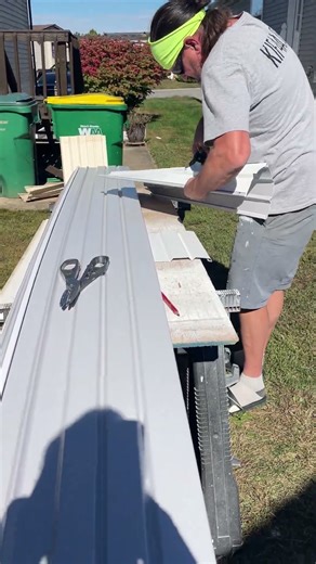 Installing new skirting on a mobile home