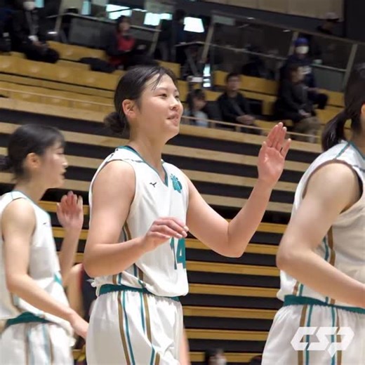 CSPark on Instagram: "A代表にも選出されたインサイドが躍動🔥 関西1位・大阪人間科学大学との接戦を制しベスト8へ！ 攻守でチームを支えるキャプテン・朝比奈 あずさ（筑波大学4年／C／185cm／桜花学園高）⚔️🛡️ 27PTS｜13 REB #インカレバスケ #大学バスケ"