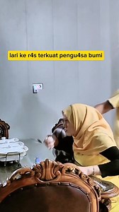 2.2M views · 35K reactions | Tw betul mana tempat aman #fyp #fbpro #lucu #kontenlucu #unity #communitysupport | Anty Wijaya | Facebook