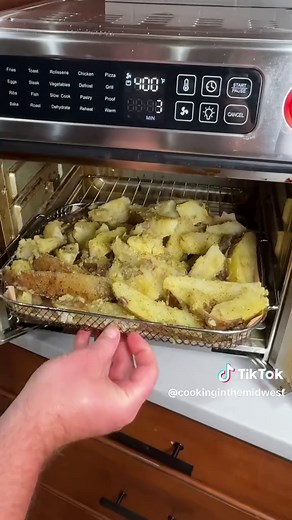 Crispy Air Fryer Potato Wedges Recipe
