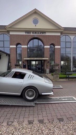 The Ferrari 275 GTB is a masterpiece on wheels. 🤌 We do love the 275 series of Ferrari, here is the second 275 we will bring to @wearetechnoclassica from 12 till 16 April! Ferrari 275 GTB Short Nose 🇮🇹 Exquisite Classic Automobiles 🚘 #GalleryAaldering #Ferrari #275 #GTB #ShortNose #275GTB #Ferrari275 #TechnoClassica #Essen #Classiccars #Cars #Oldtimer #Auto #Brummen
