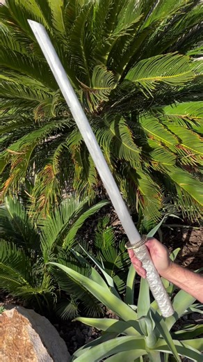 Casting a Samurai katana sword in two tone gold and silver colors #forge #sword #samurai #katana #ninja #howto