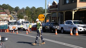 10K views · 161 reactions | COBARGO MAIN STREET BUSHFIRE CLEAN-UP:...