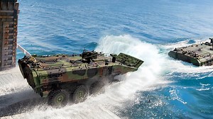 How the US Marines launch their brand-new armored vehicle in the middle of the ocean