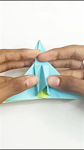 making an origami squid🦑#origamianimal #origami #papercraft