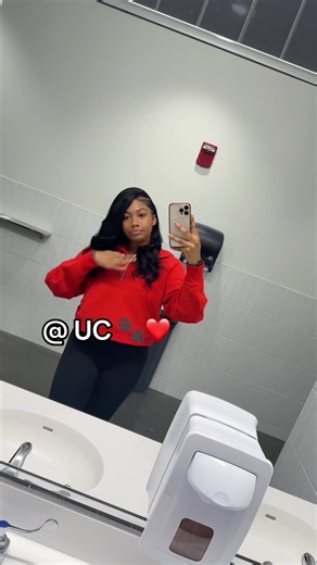 I need college friends 🥲 #universityofcincinnati #fyp | university of cincinnati