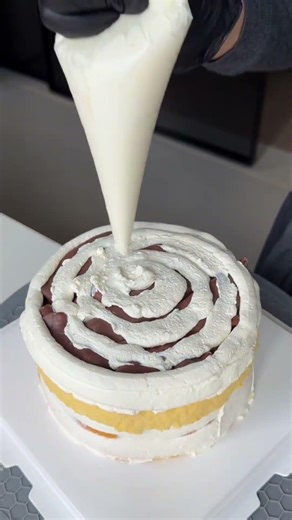 🎂🍰❤️🧁🍥Making a cake: An Immersive Experience #cake #asmr #immersive