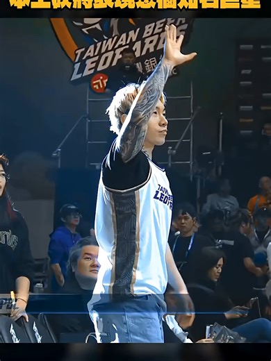 尼克星精彩籃球表現引發爭議