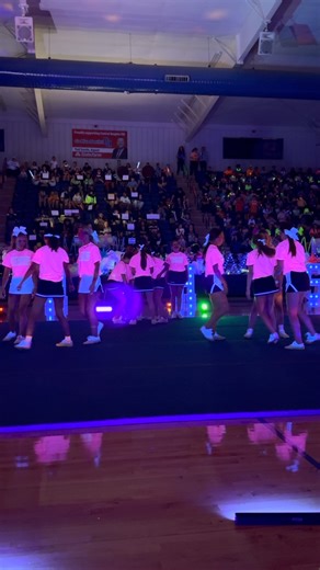 CHHS CHEER SQUAD - Neon Pep Rally #chbluedevilnation | Central Heights ISD