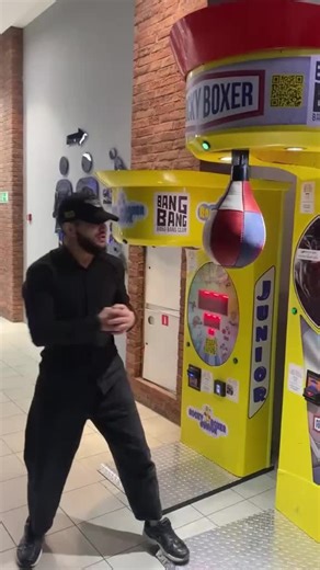 Punching Bag Arcade Game Challenge - Bang Boxer Fun