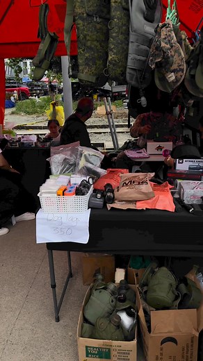 Quality military ukay sa Mike Surplus & Militaria 2.0 @4x4ExpoPhilippines #pinoyprepperbazaar #Parklinks #4x4expophilippines #ukayukay #supplies #military #expo #4x4 #bazaar #SURPLUS #surplus #edc #edcgear #edccommunity #army #original #budolfinds #budol #gastos #greatfinds #collectibles #collection #oneofakind #toysforthebigboys #hunter #authentic #quality #trending #viral | MRG