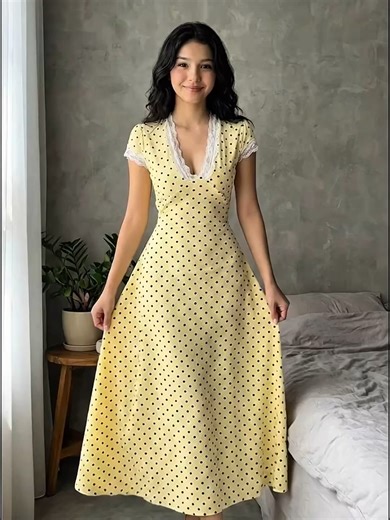 Elegant V-Neck Lace Maxi Dress for Special Occasions