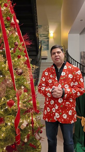 Dr. Majmundar and Northside Plastic Surgery Wish You A Very Happy Holiday!