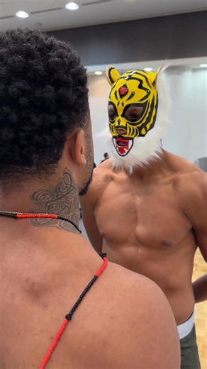 K-1【Official Account】 on Instagram: "||◤K-1 WORLD GP 2026◢|| 📅 February 8, 2026 🚩TOKYO NATIONAL YOYOGI STADIUM 2nd GYMNASIUM 🏆K-1 WORLD GP 2026 -90KG WORLD CHAMPIONSHIP TOURNAMENT QUARTER FINAL 3 🇲🇦イブラヒム・エル・ボウニ Ibrahim El Bouni ー🆚ー 🇧🇷マルコ・ブラック・ダイヤモンド Marco Black Diamond #k1max #k1wgp #k1 @k1worldwide"