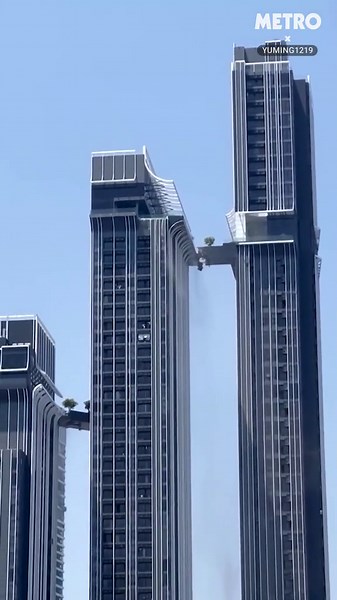 Skybridge connecting Bangkok high-rise snapped apart during earthquake