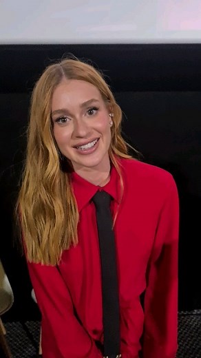 Marina Ruy Barbosa sendo querida na coletiva de #rioconnection. | De Olho Nos Detalhes