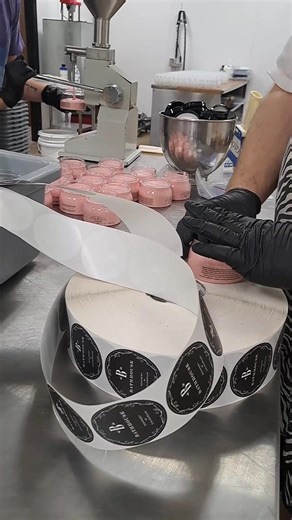 Dreamy, hypnotic, and a sunny disposition. #bathhouse #soapery #soap #whippedsoap #bts #behindthescenes #cleanse #moisturize #nourish #bubbly #foaming #billowy #trendy #soaptok #soapmaker #soapmaking #poppy