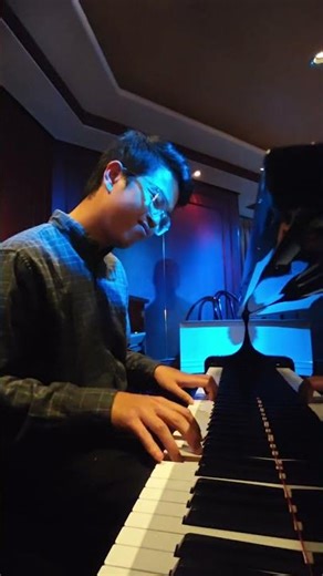 will a dolphin dance to this music?